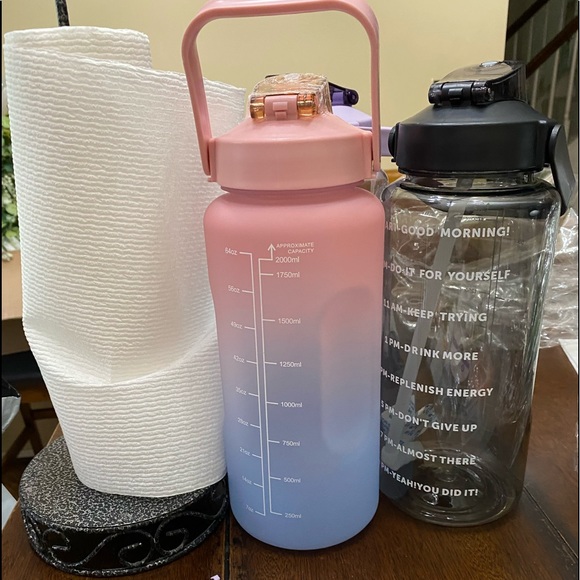 Water bottles (not glass) - Picture 5 of 8